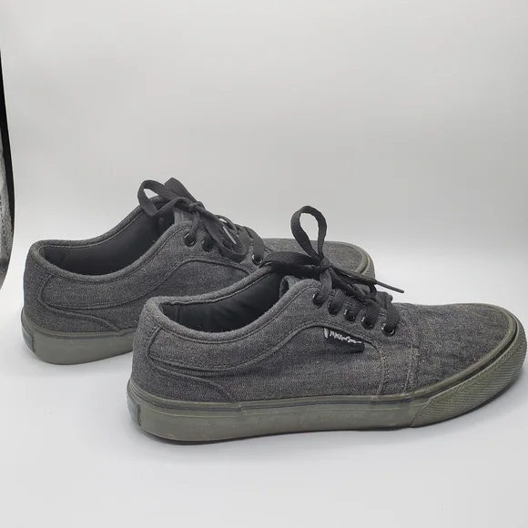 Maui and Sons skate shoe size 9 - Picture 8 of 12